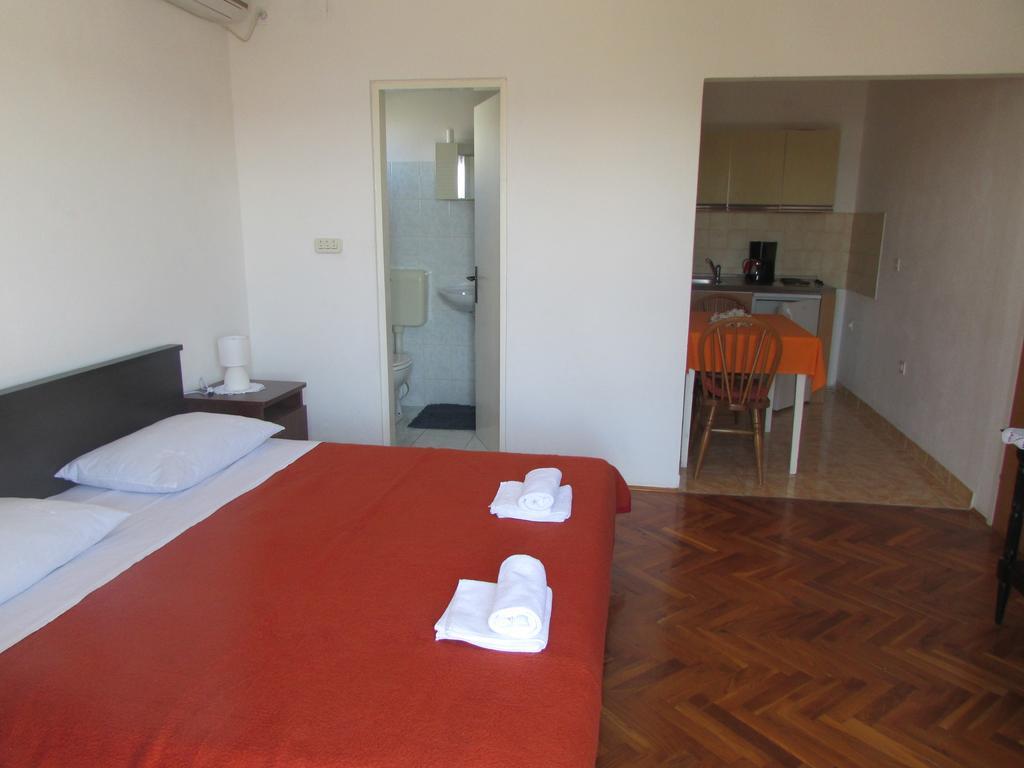 Apartments Jasen Масленица Екстериор снимка